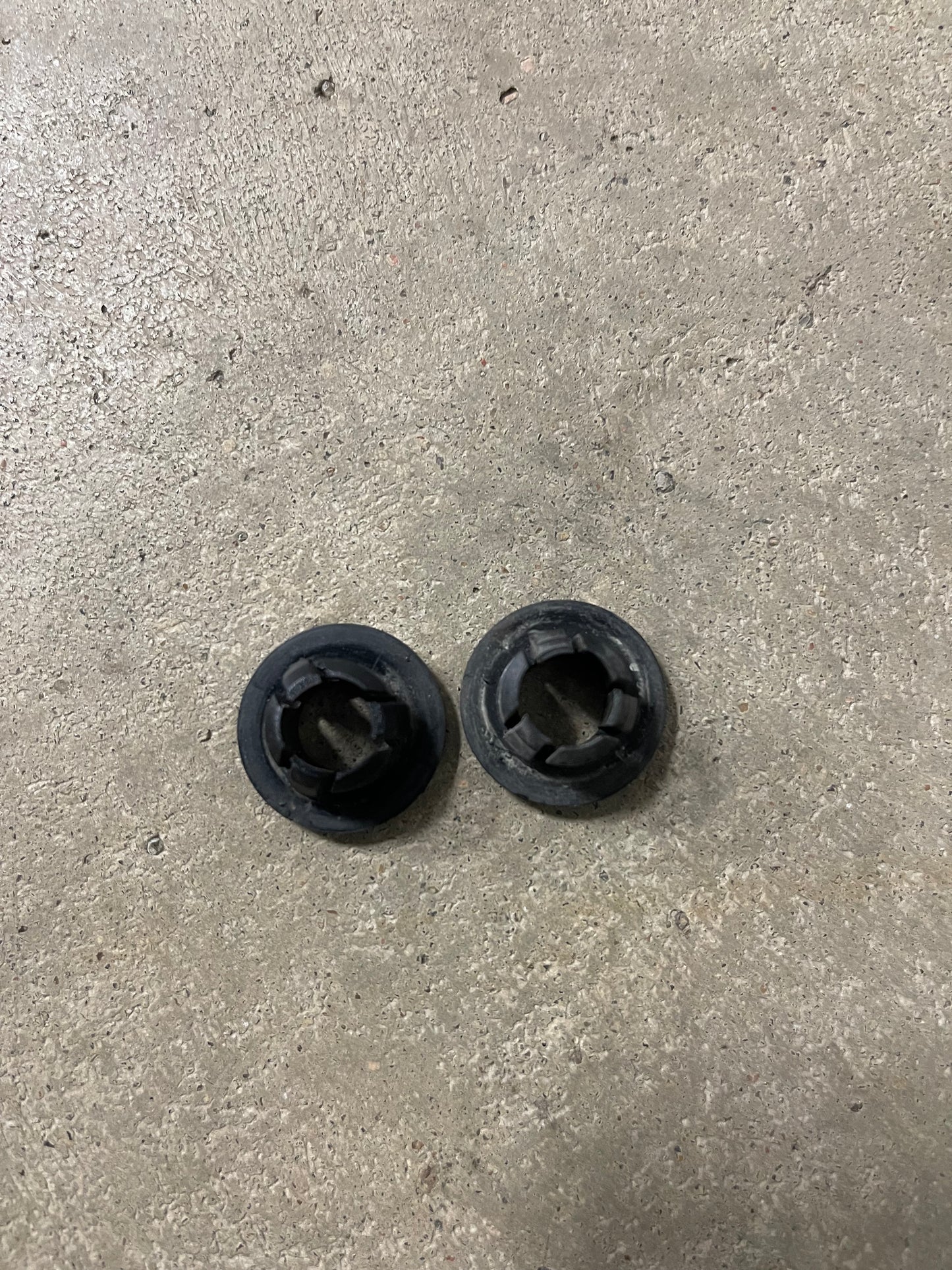 94-01 Acura Integra rear seat outer supports