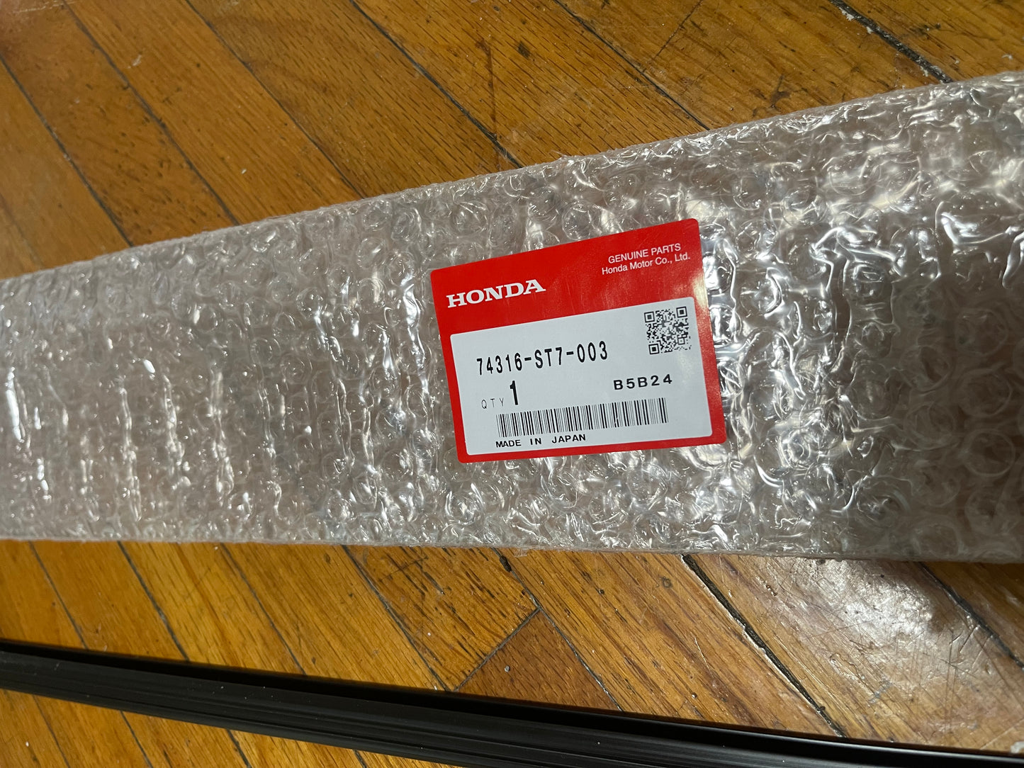 94-01 Acura Integra OEM Honda coupe only roof Seals