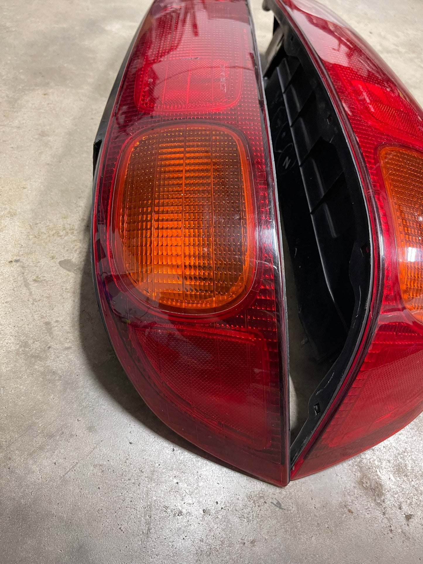 Acura Integra 94-97 OEM tail lights