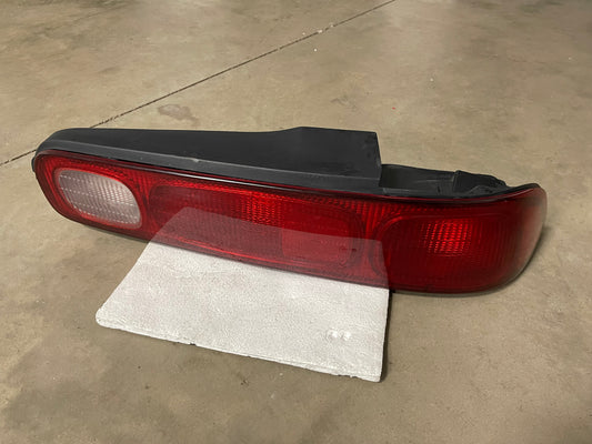 98-01 Acura Integra 2 door OEM rear passenger tail light