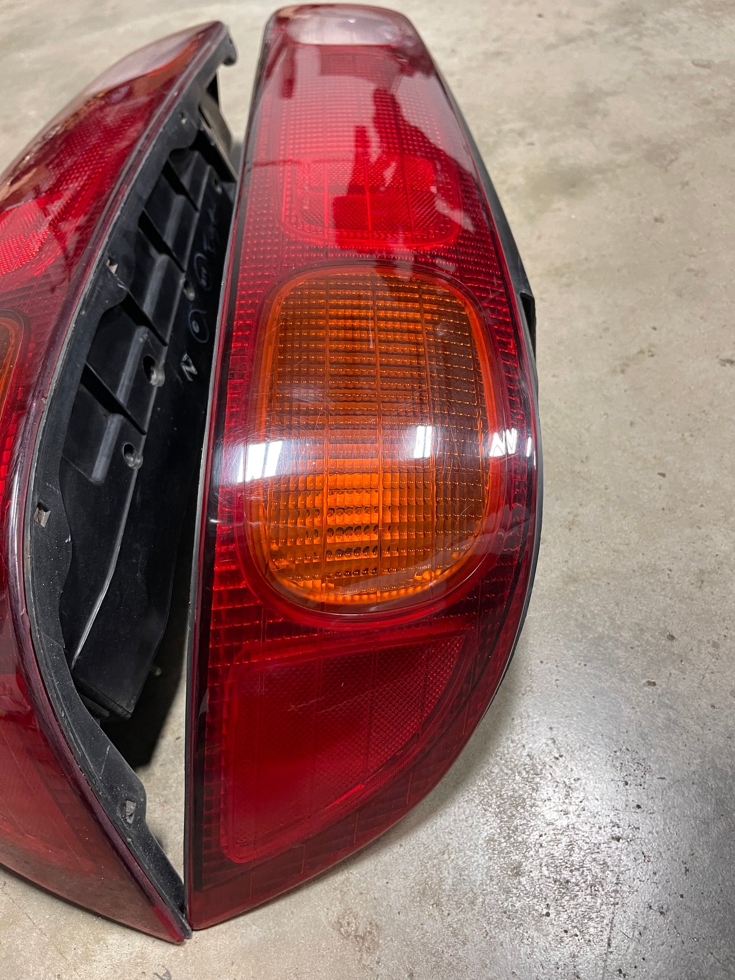 Acura Integra 94-97 OEM tail lights