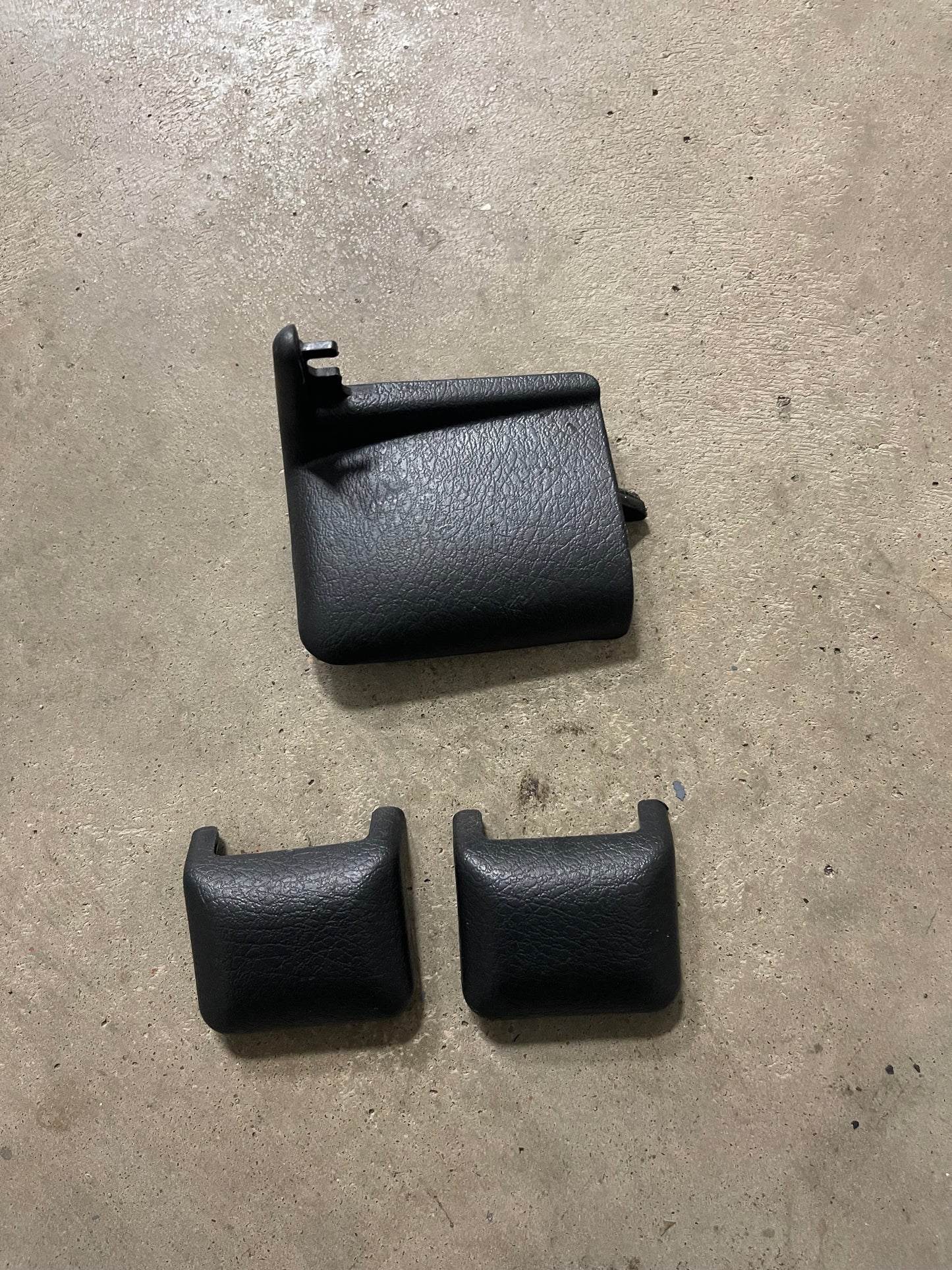 94-01 Integra seat bolt cover caps black 2 door coupe