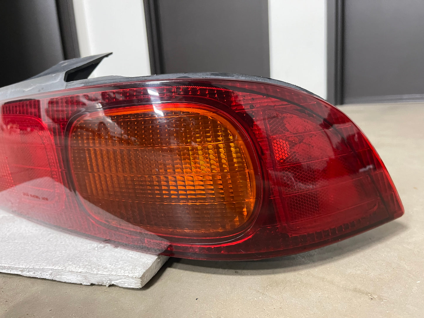 94-96 Acura Integra 2 door rear tail lights