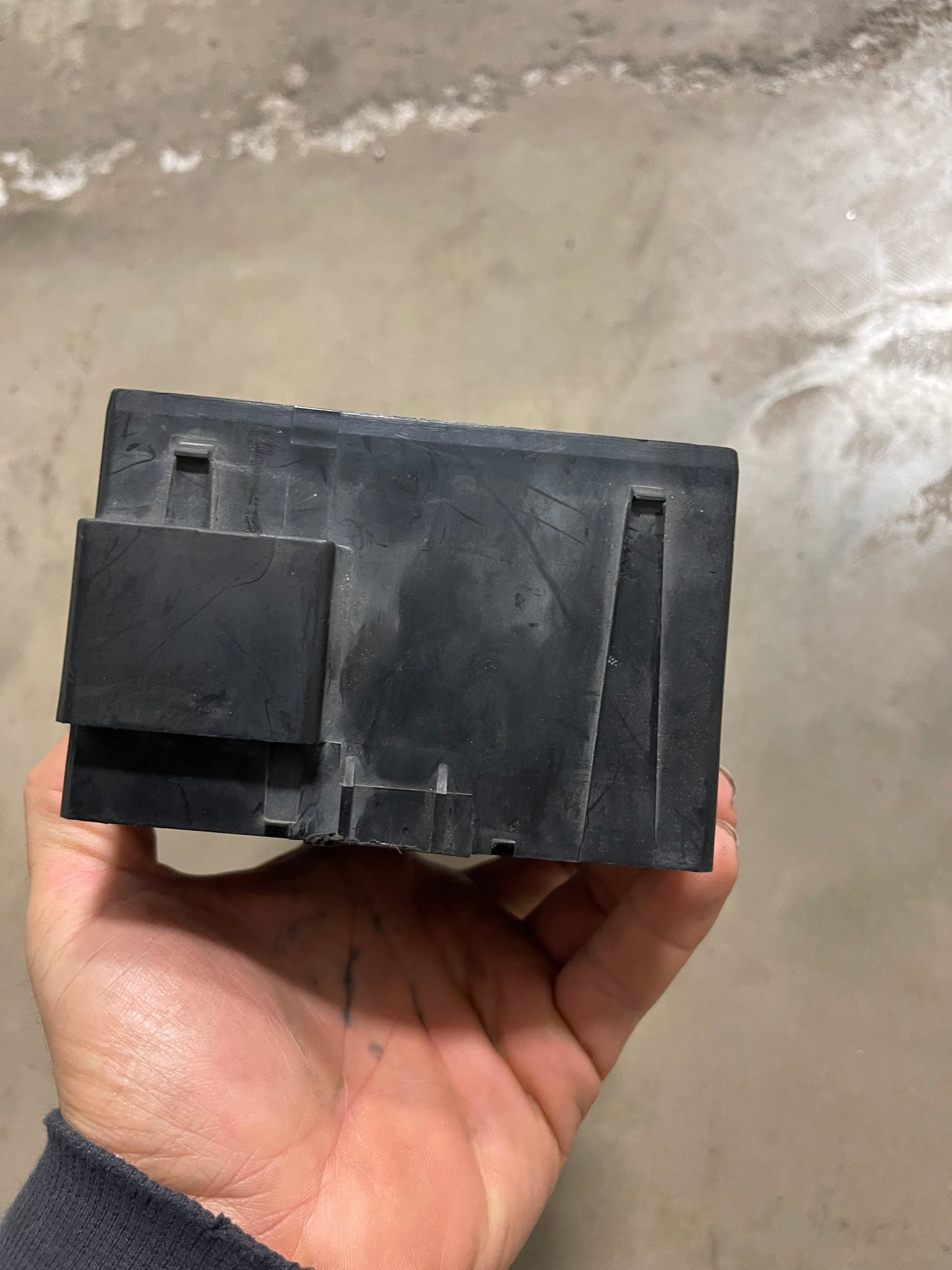 94-97 Acura Integra outboard fuse box