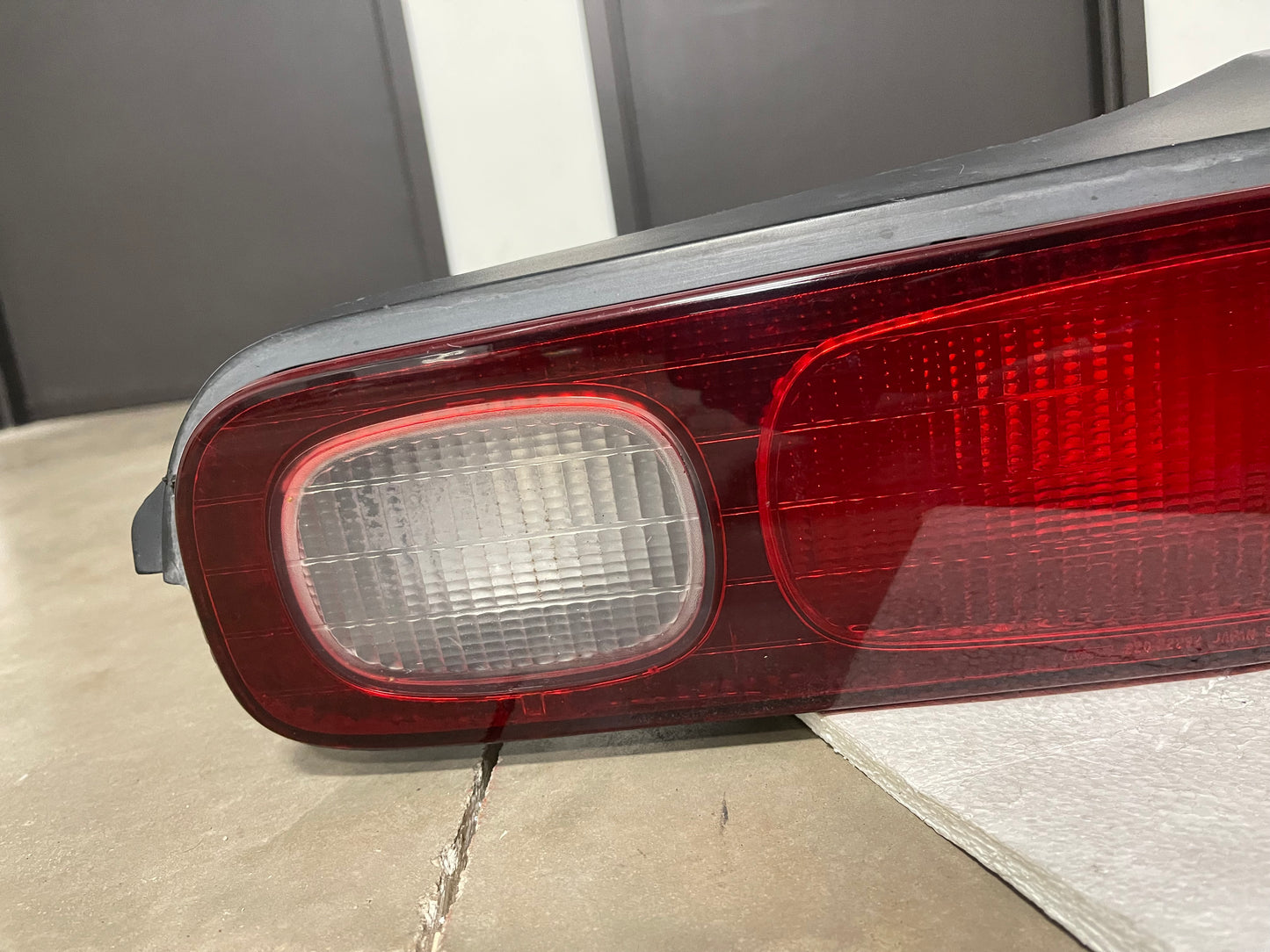 94-96 Acura Integra 2 door rear tail lights