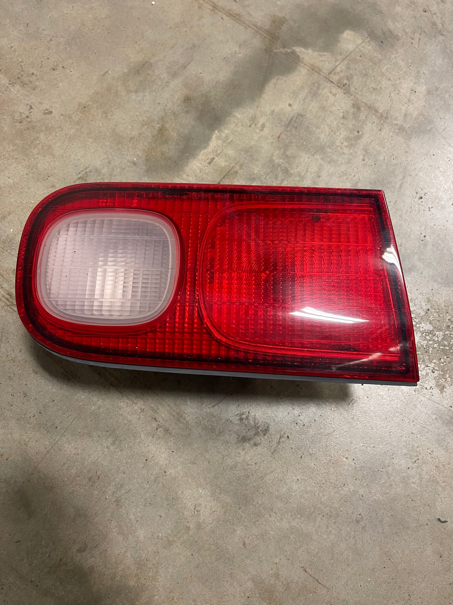 94-01 Acura Integra drivers side rear tail lights with pigtails and builds