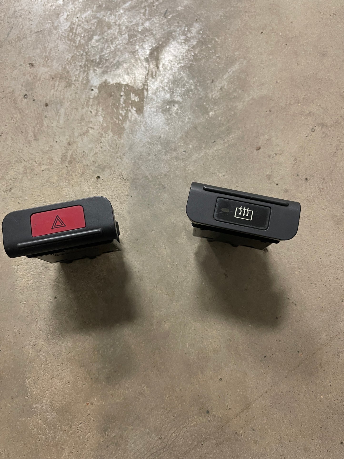 94-01 Acura Integra defrost and hazard switches