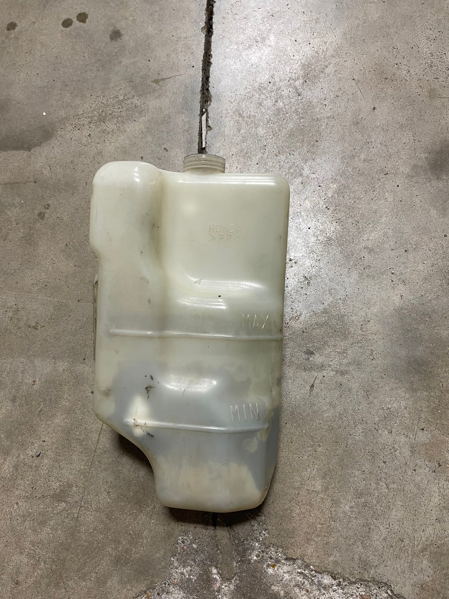 94-0 Acura Integra coolant reservoir and cap