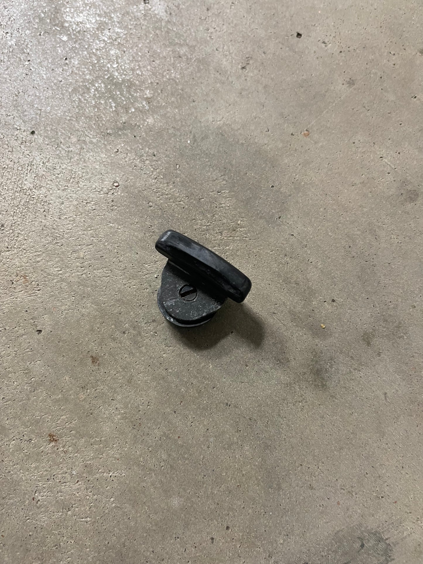 94-01 Acura Integra 2 door window guide