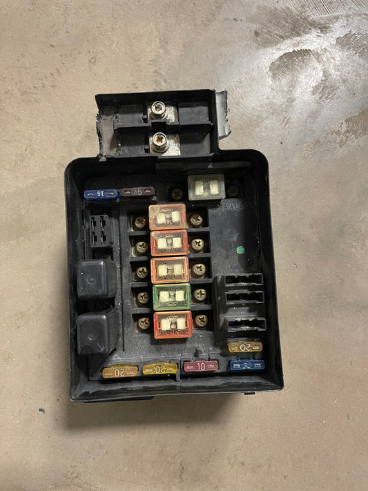 94-97 Acura Integra outboard fuse box