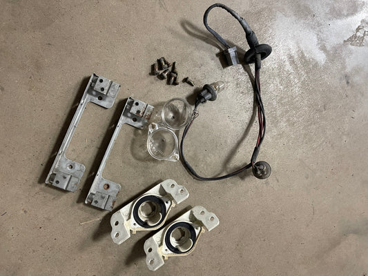 94-01 Acura Integra OEM license place light full set