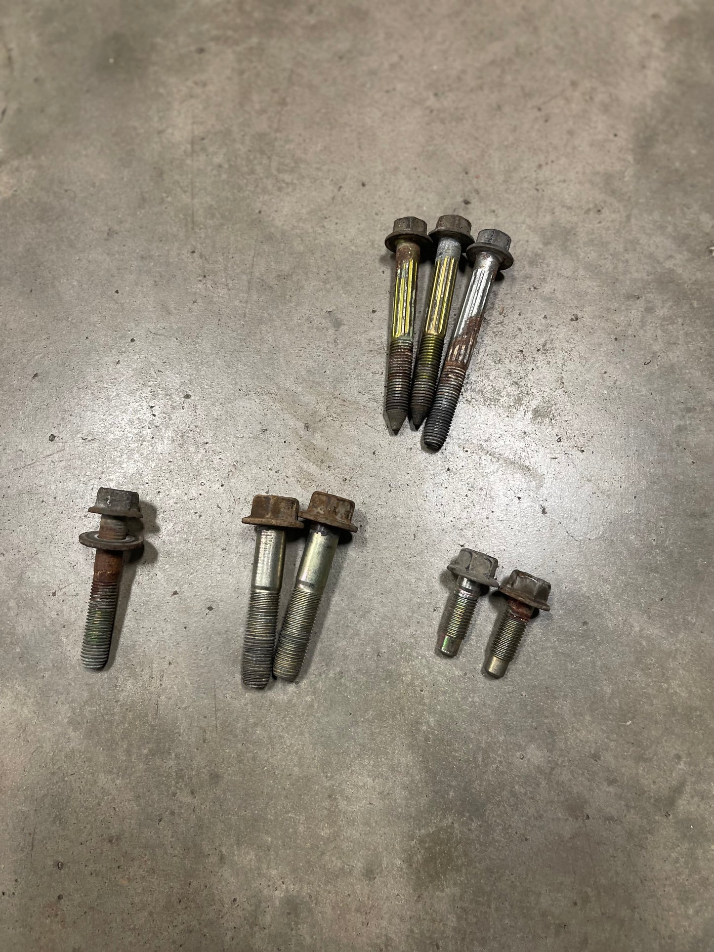 94-01 Acura Integra rear trailing arm complete bolt set comes as pictured