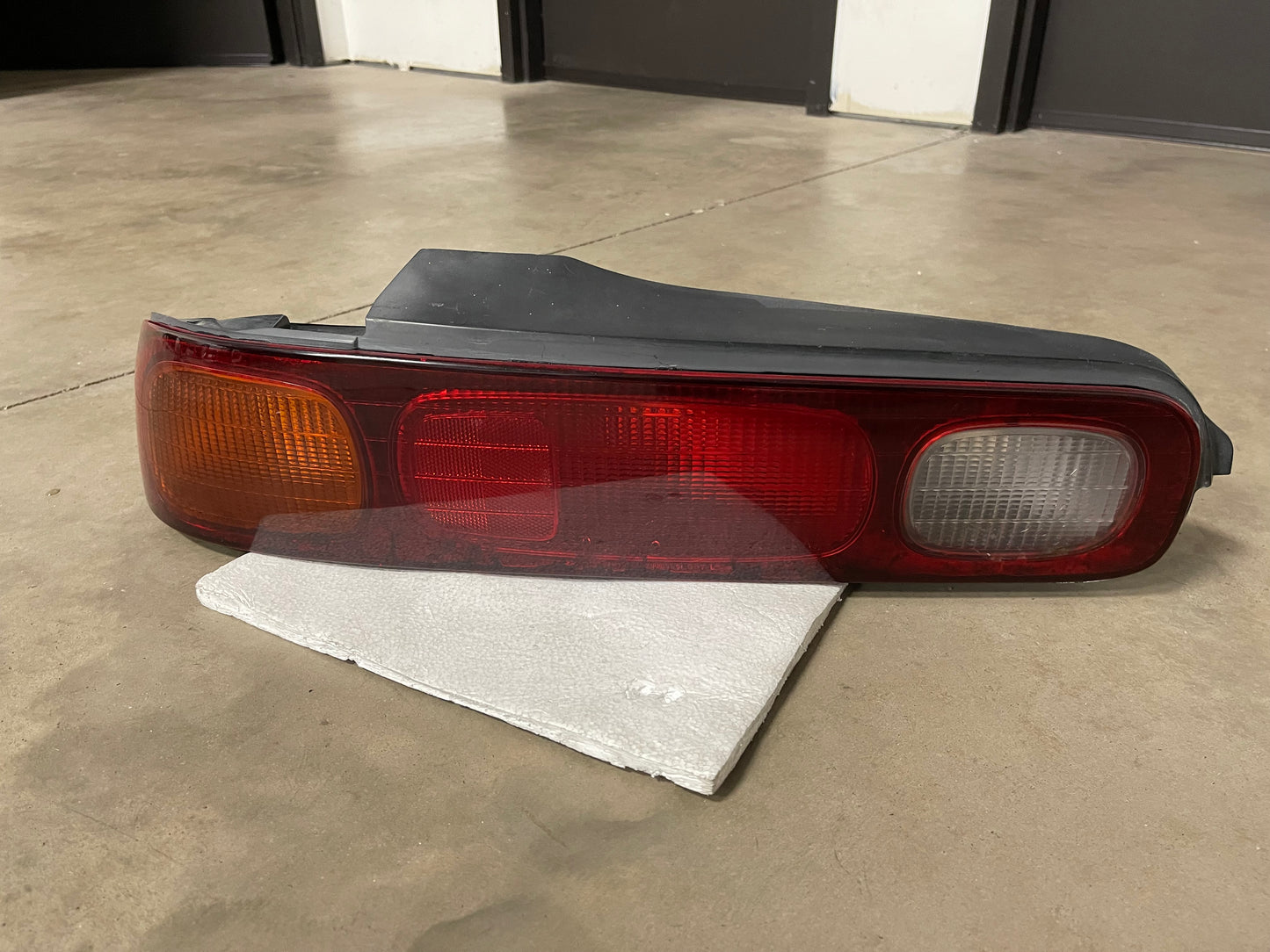 94-96 Acura Integra 2 door rear tail lights